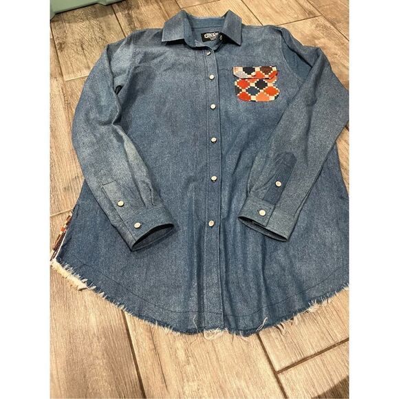 Ladies Denim Long Sleeved Shirt, Colorful Back Insert, Size Small - Picture 1 of 6
